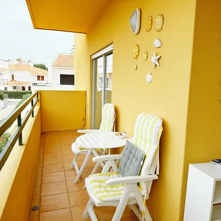 Plaza Real - Silhueta Citadina Portimão