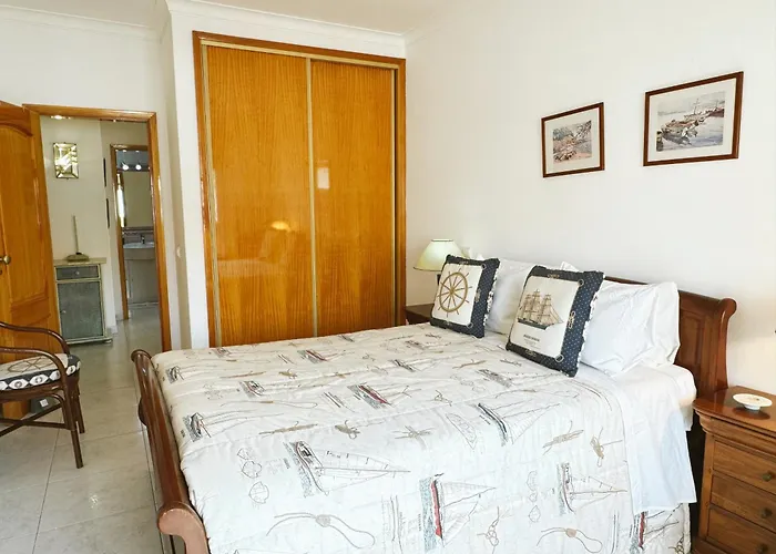Apartamento Plaza Real - Silhueta Citadina