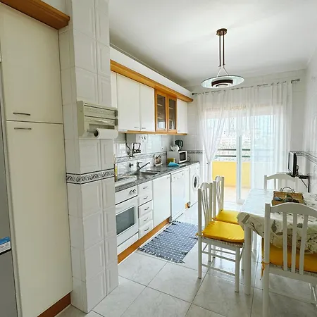 Plaza Real - Silhueta Citadina * Portimao